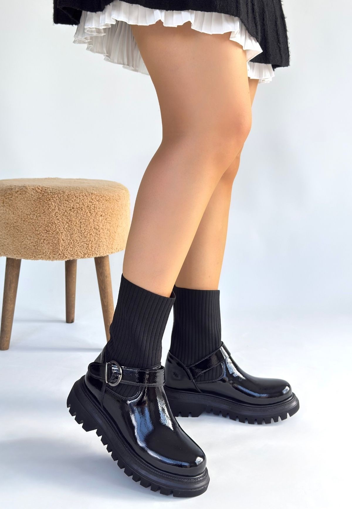 Zerta Siyah Rugan Streçli Bot - Lisinya