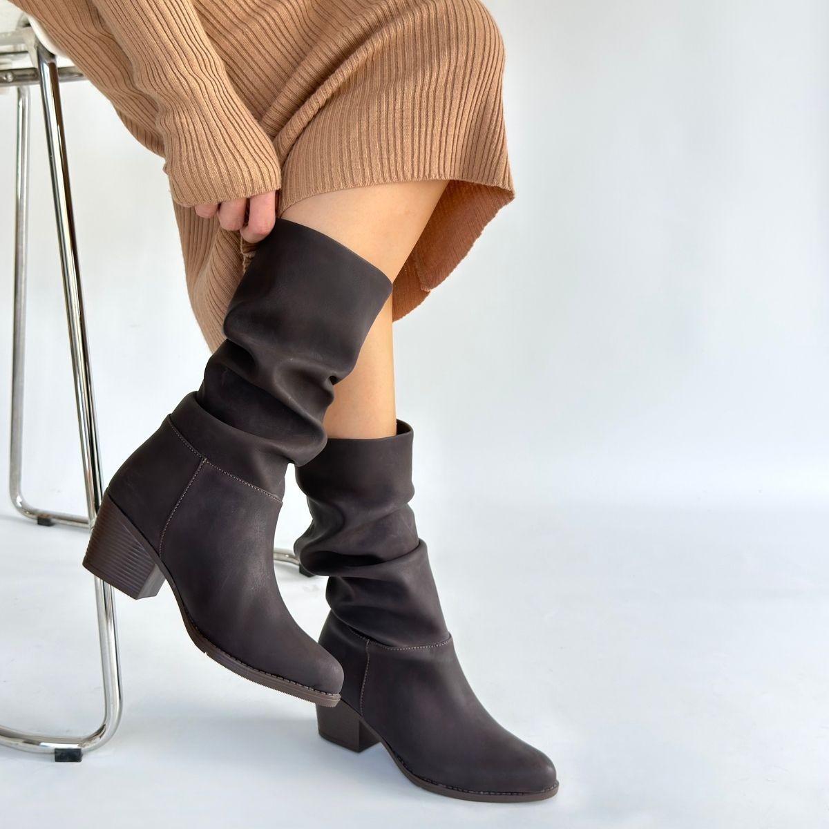 Yior Kahverengi Nubuk Topuklu Bot - Lisinya Yior Kahverengi Nubuk Topuklu Bot - Lisinya