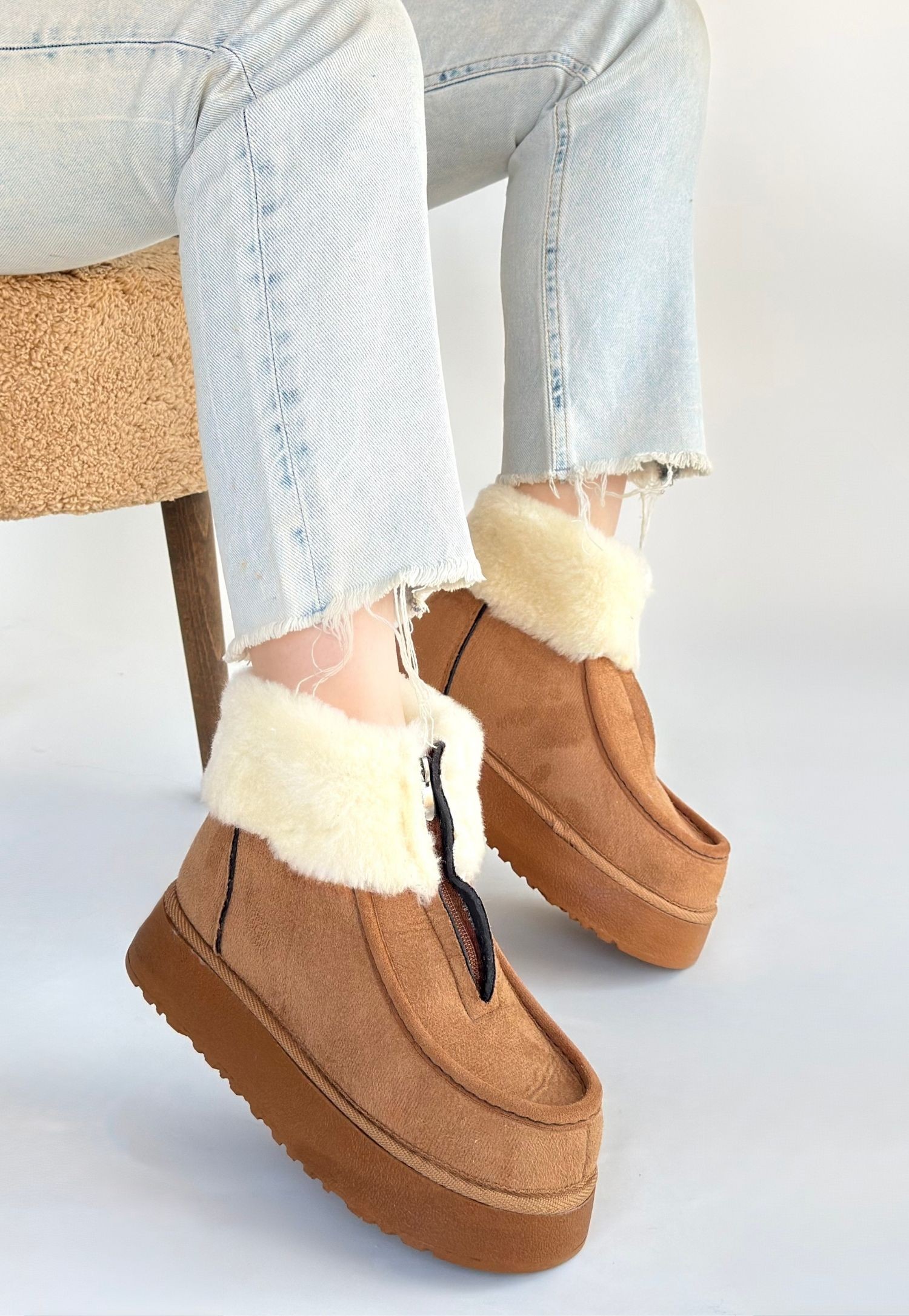 Zinya Taba Süet Bot - Lisinya