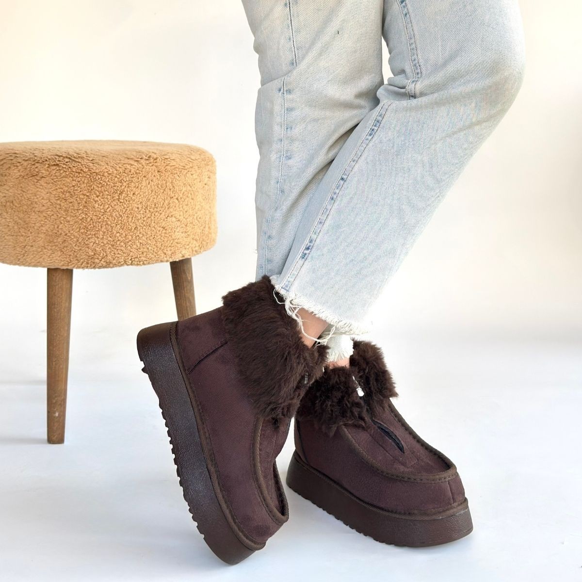 Zinya Kahverengi Süet Bot - Lisinya Zinya Kahverengi Süet Bot - Lisinya