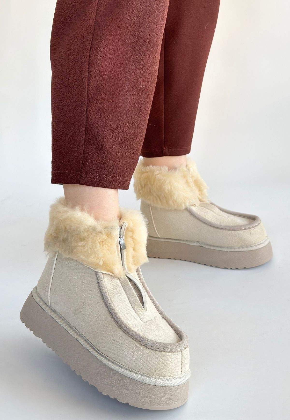 Zinya Bej Süet Bot - Lisinya Zinya Bej Süet Bot - Lisinya