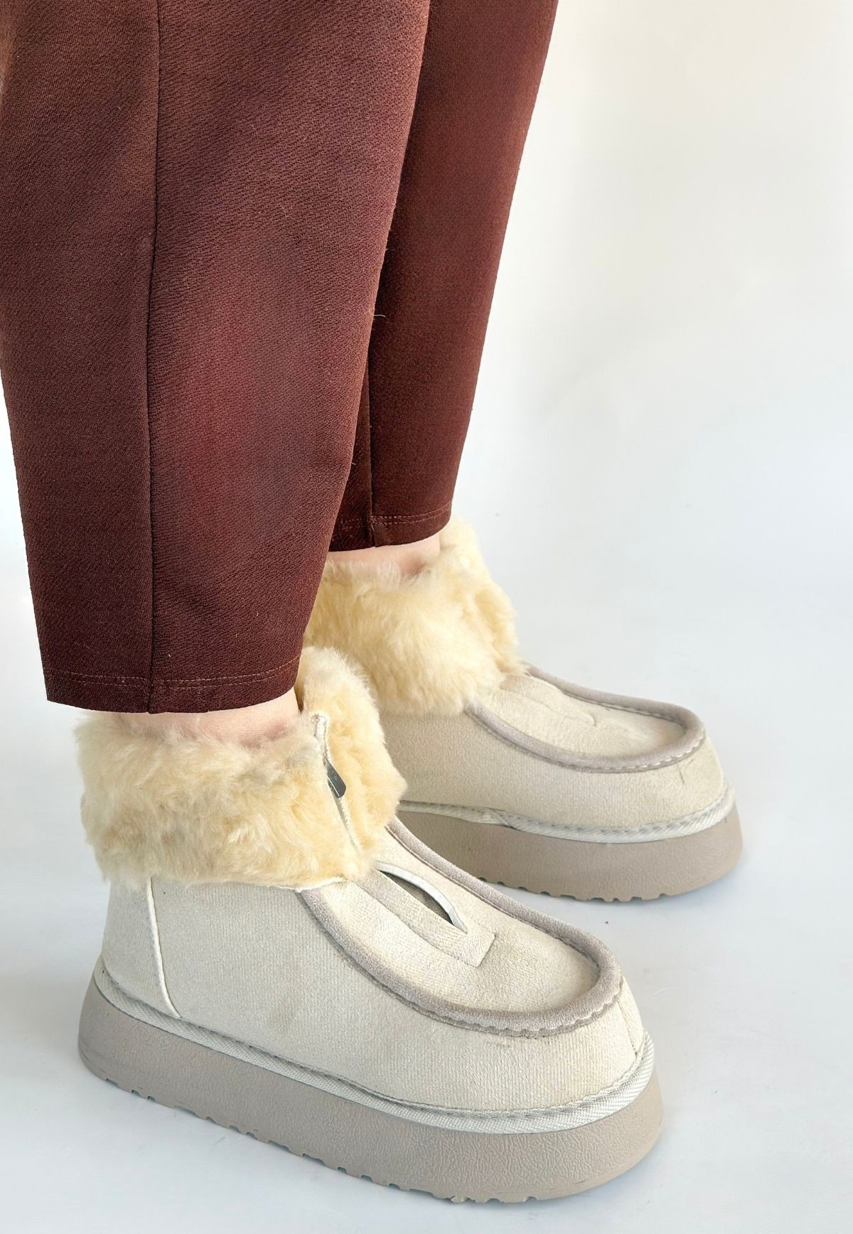 Zinya Bej Süet Bot - Lisinya Zinya Bej Süet Bot - Lisinya