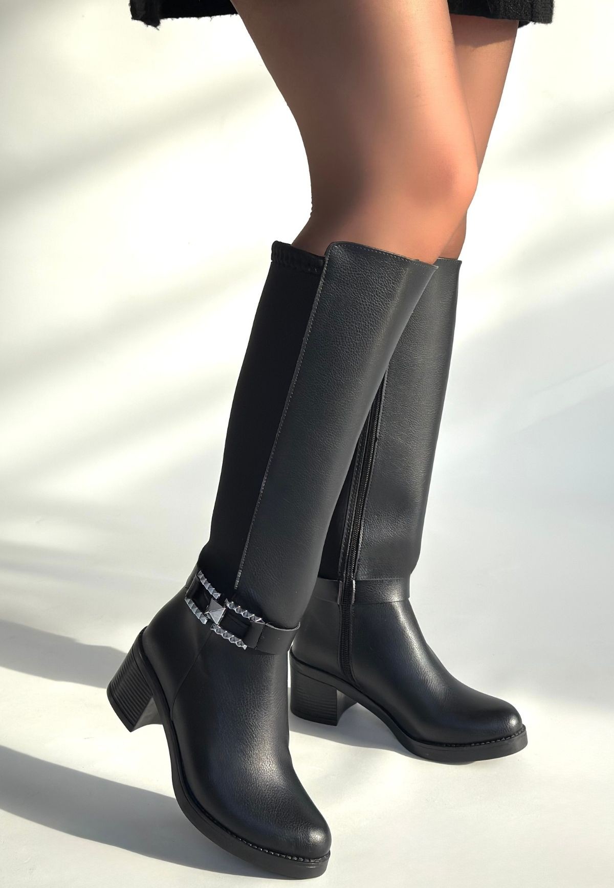 Emrat Siyah Cilt Topuklu Çizme - Lisinya