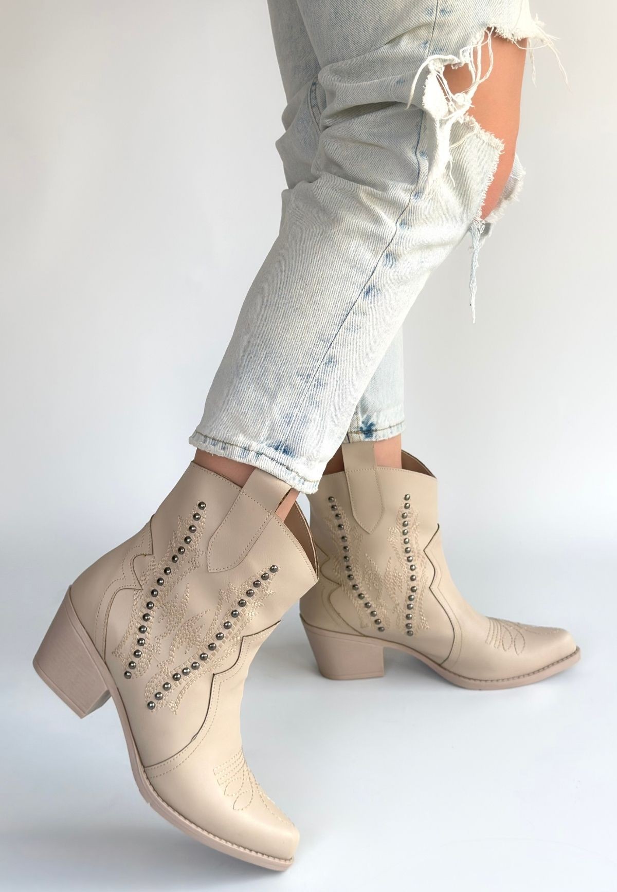 Matin Bej Cilt Topuklu Bot - Lisinya