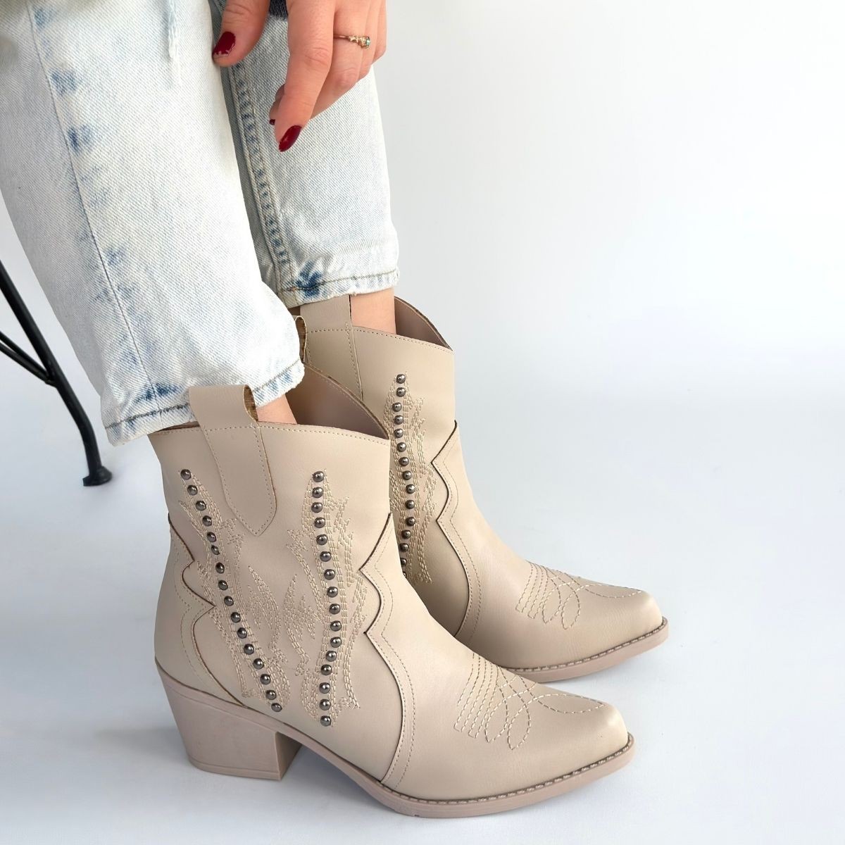 Matin Bej Cilt Topuklu Bot - Lisinya