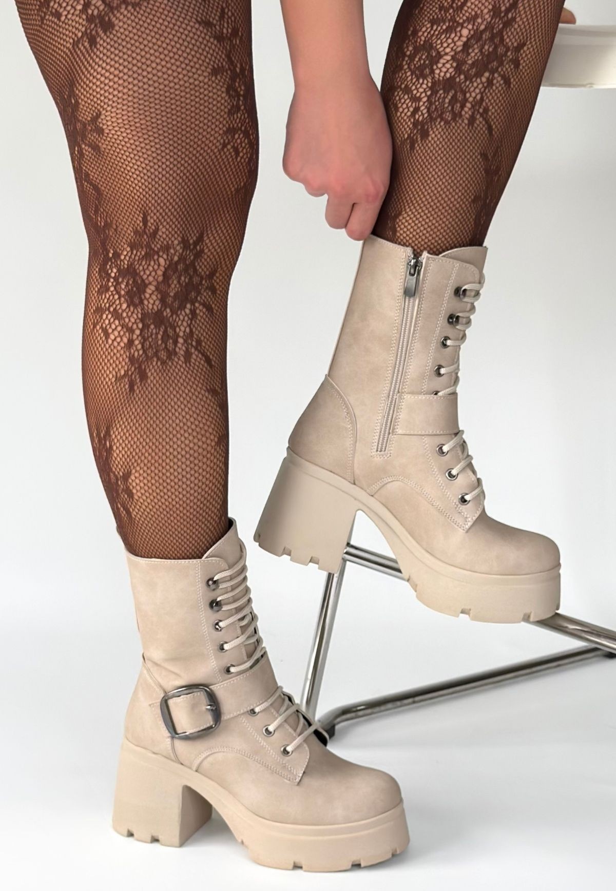 Linma Bej Nubuk Bağcıklı Topuklu Bot - Lisinya