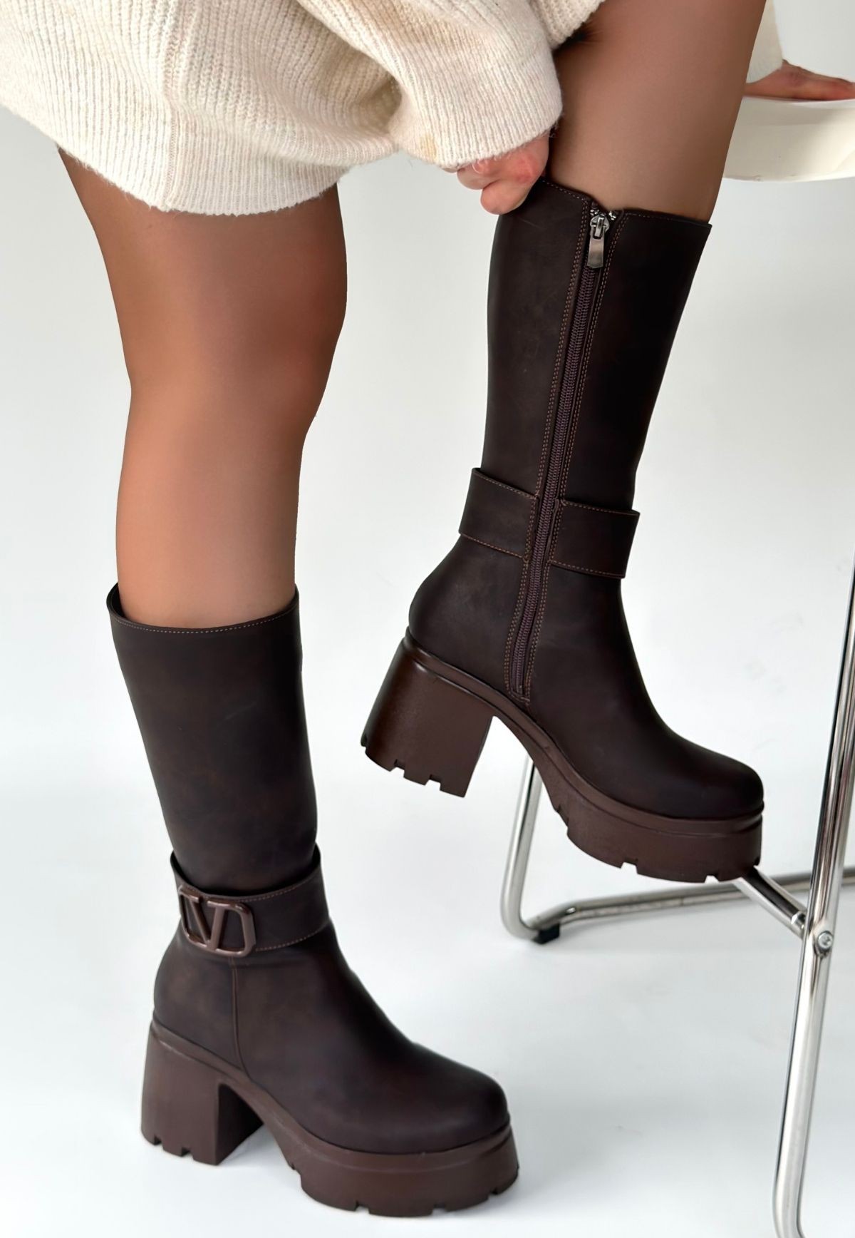 Moki Kahverengi Nubuk Topuklu Çizme - Lisinya