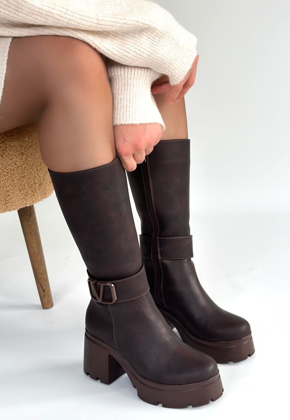 Moki Kahverengi Nubuk Topuklu Çizme - Lisinya