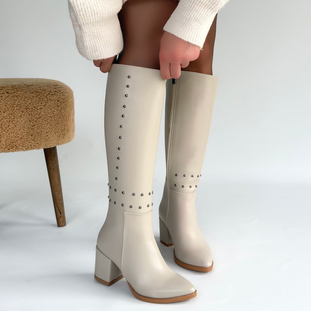 Tiyan Bej Cilt Topuklu Çizme - Lisinya