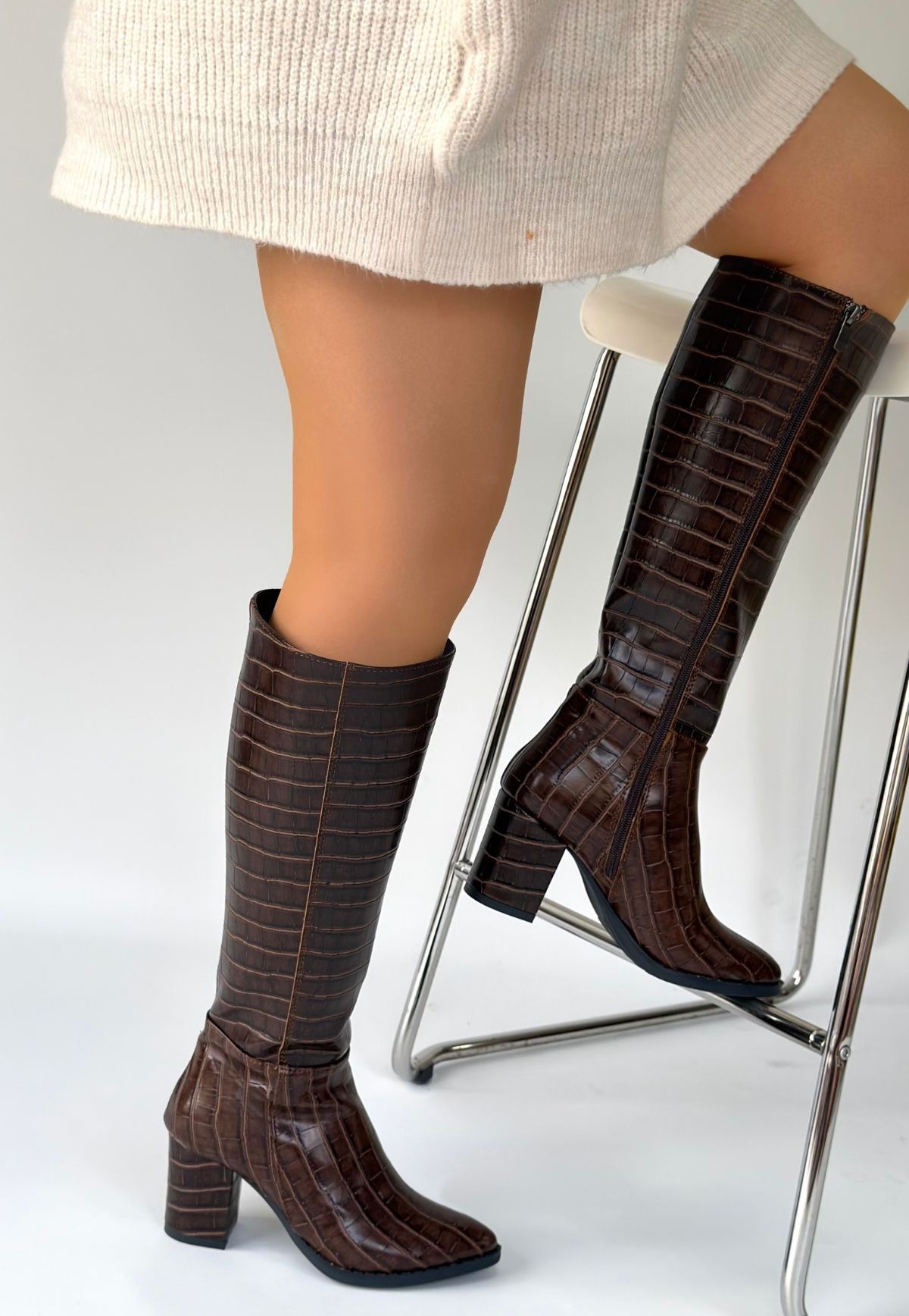 Morena Acı Kahve Desenli Rugan Topuklu Çizme - Lisinya