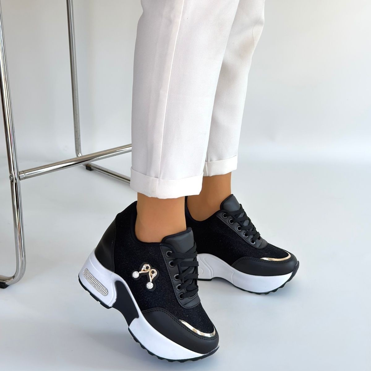 Wody Siyah Cilt Simli Bağcıklı Spor Ayakkabı - Lisinya