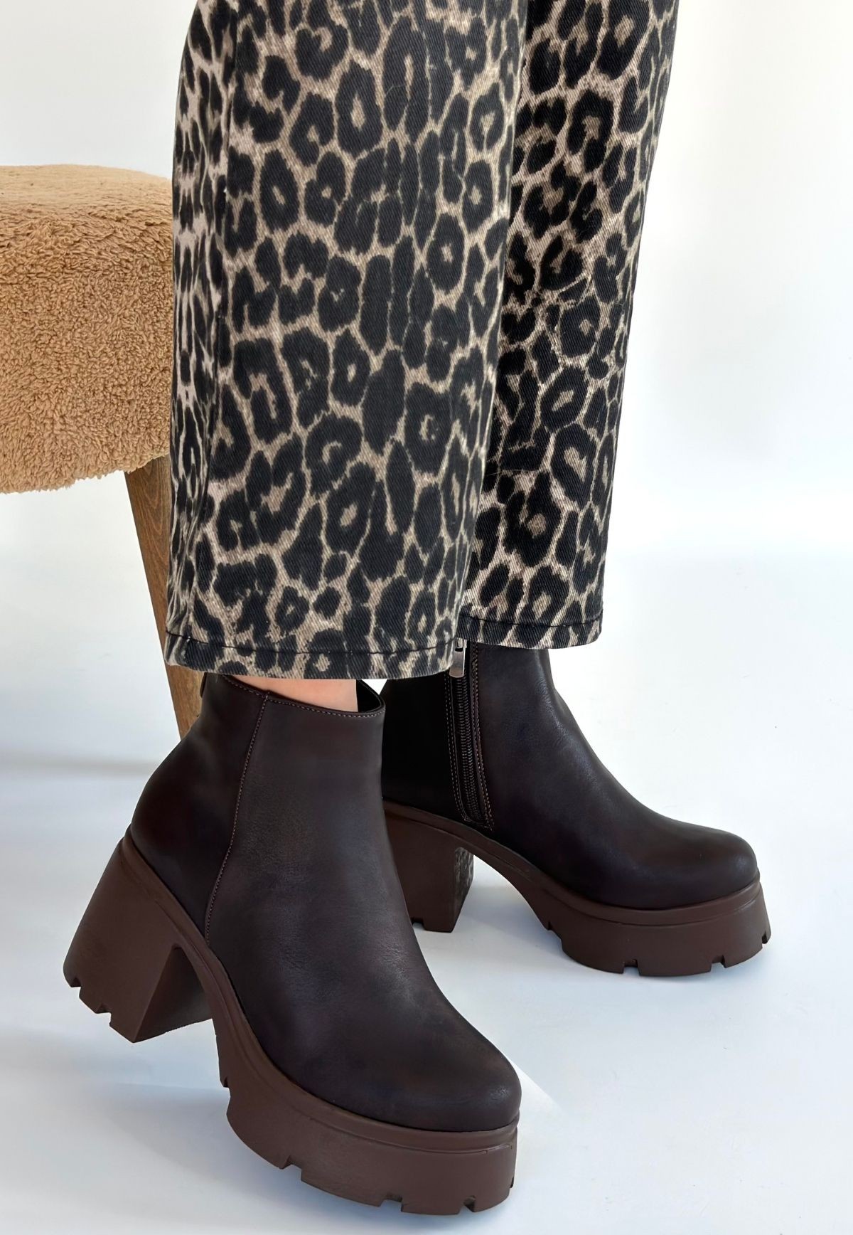 Belay Acı Kahve Nubuk Topuklu Bot - Lisinya