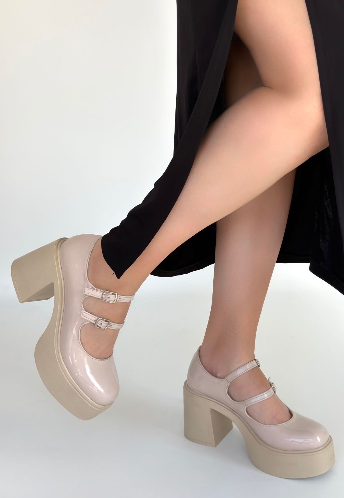 Jarlo Bej Rugan Dolgu Topuk Ayakkabı - Lisinya