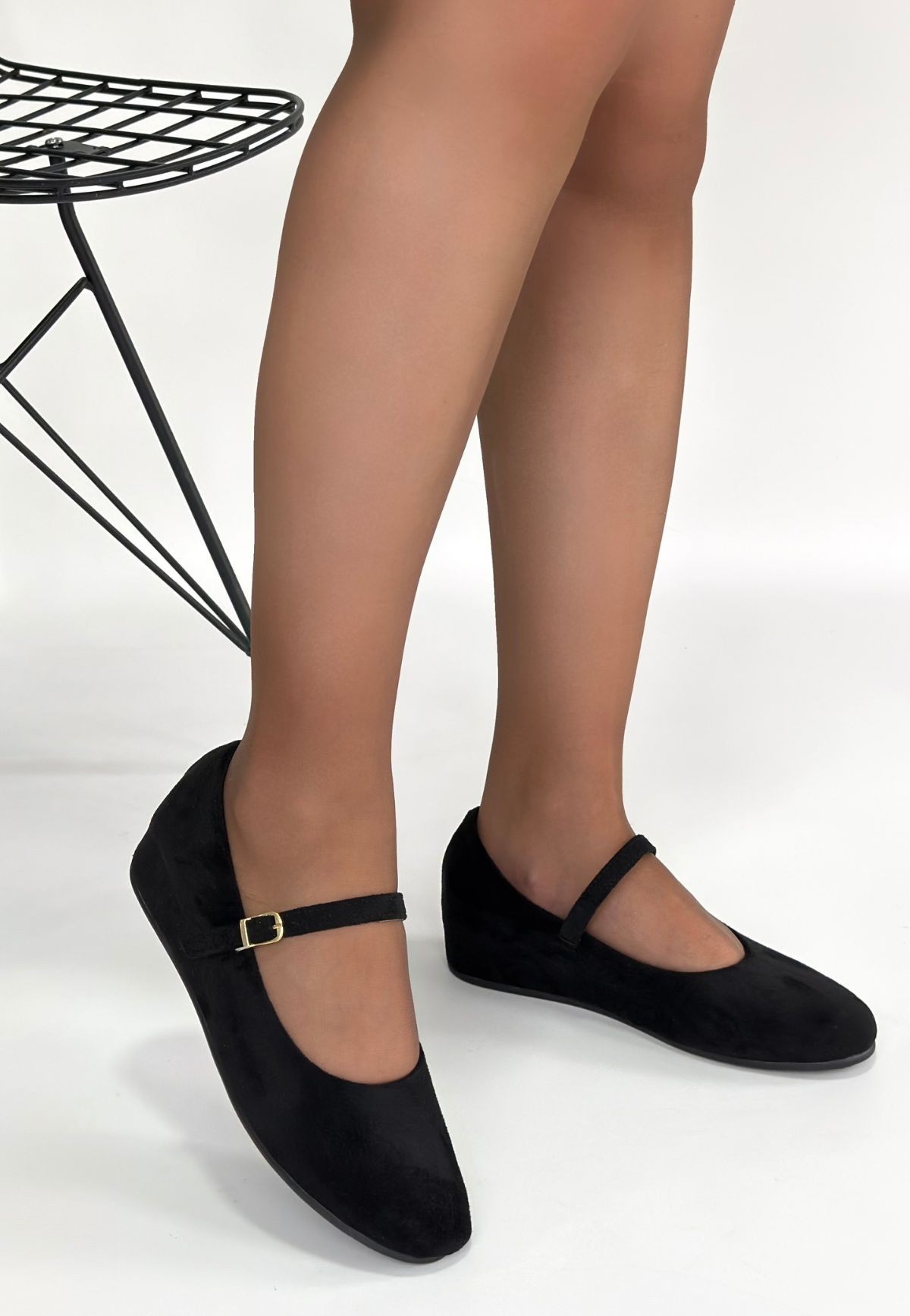 Lossa Siyah Süet Kemerli Babet Ayakkabı - Lisinya Lossa Siyah Süet Kemerli Babet Ayakkabı - Lisinya