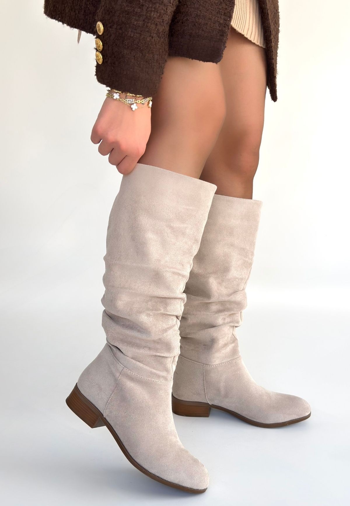 Winda Bej Süet Körüklü Topuklu Çizme - Lisinya