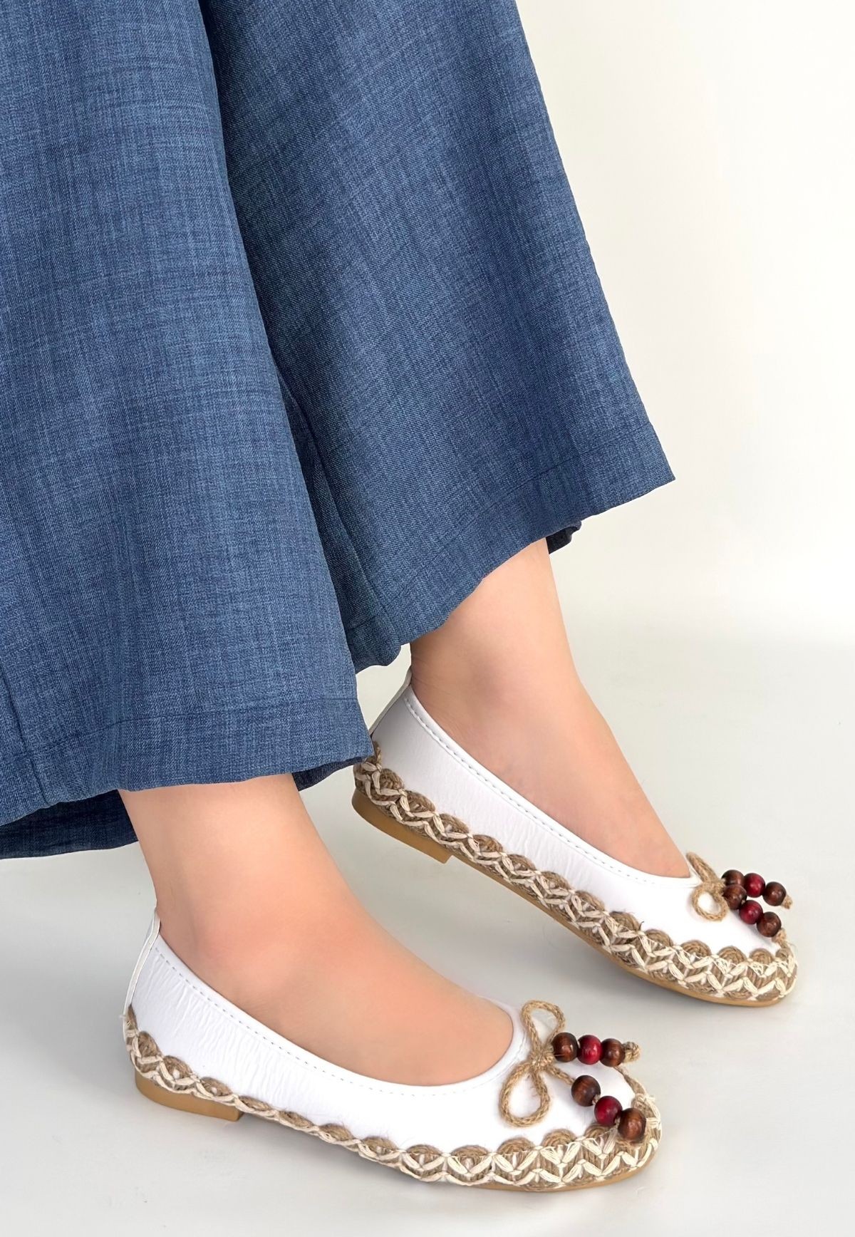 Ilwe Beyaz Cilt Babet Ayakkabı - Lisinya Ilwe Beyaz Cilt Babet Ayakkabı - Lisinya