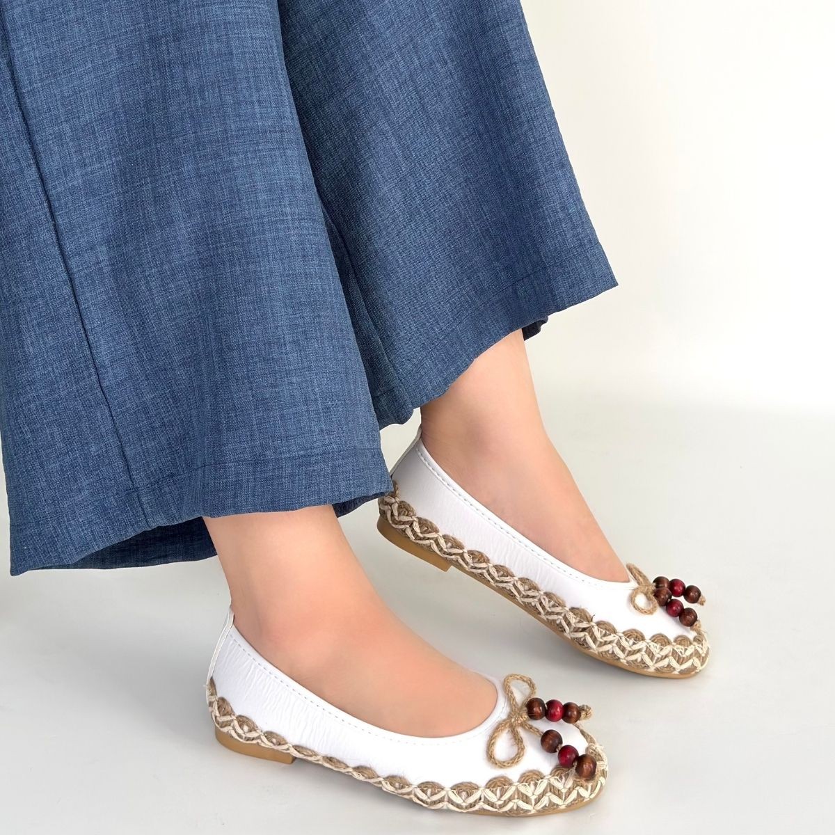 Ilwe Beyaz Cilt Babet Ayakkabı - Lisinya Ilwe Beyaz Cilt Babet Ayakkabı - Lisinya