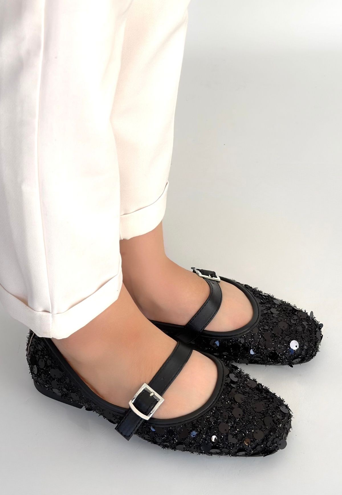 Zaty Siyah Süet Siyah Pullu Babet Ayakkabı - Lisinya