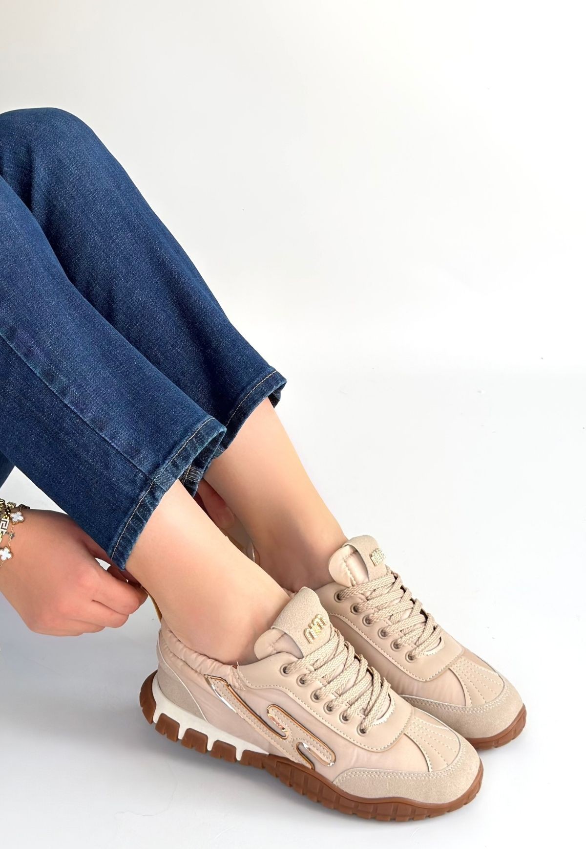 Huer Bej Nubuk Bağcıklı Spor Ayakkabı - Lisinya