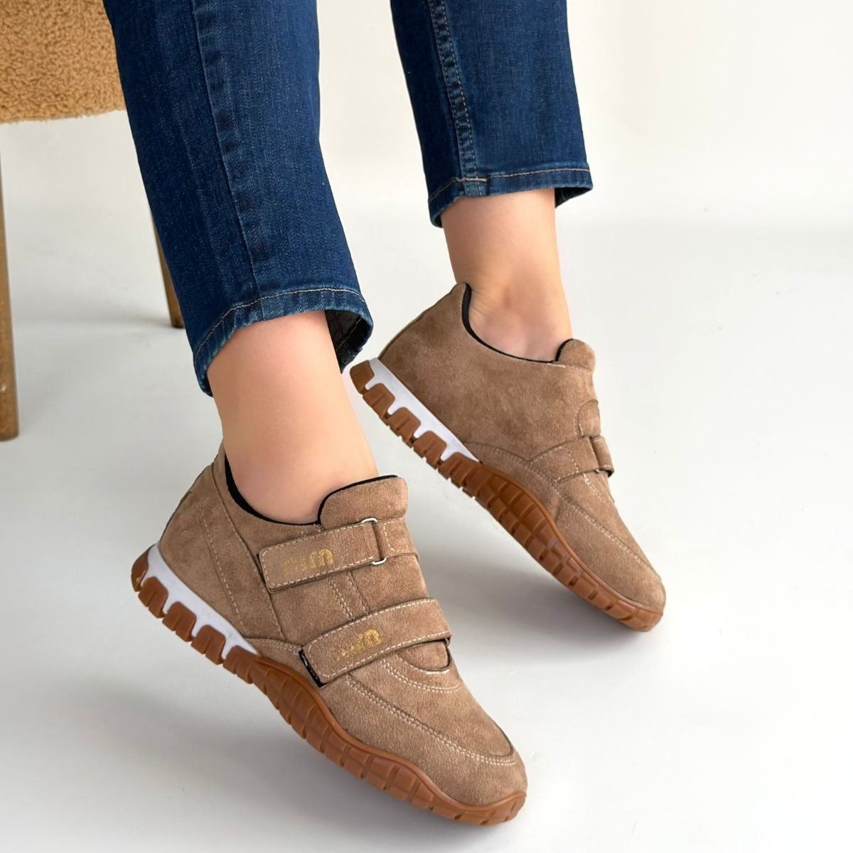 Tunga Bej Süet Cırt Cırtlı Spor Ayakkabı - Lisinya