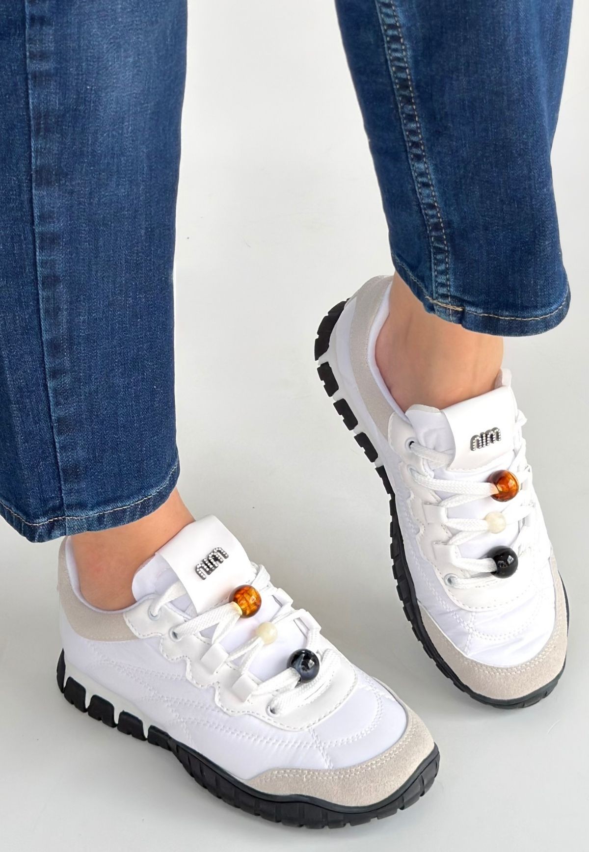 Tues Beyaz Nubuk Bağcıklı Spor Ayakkabı - Lisinya