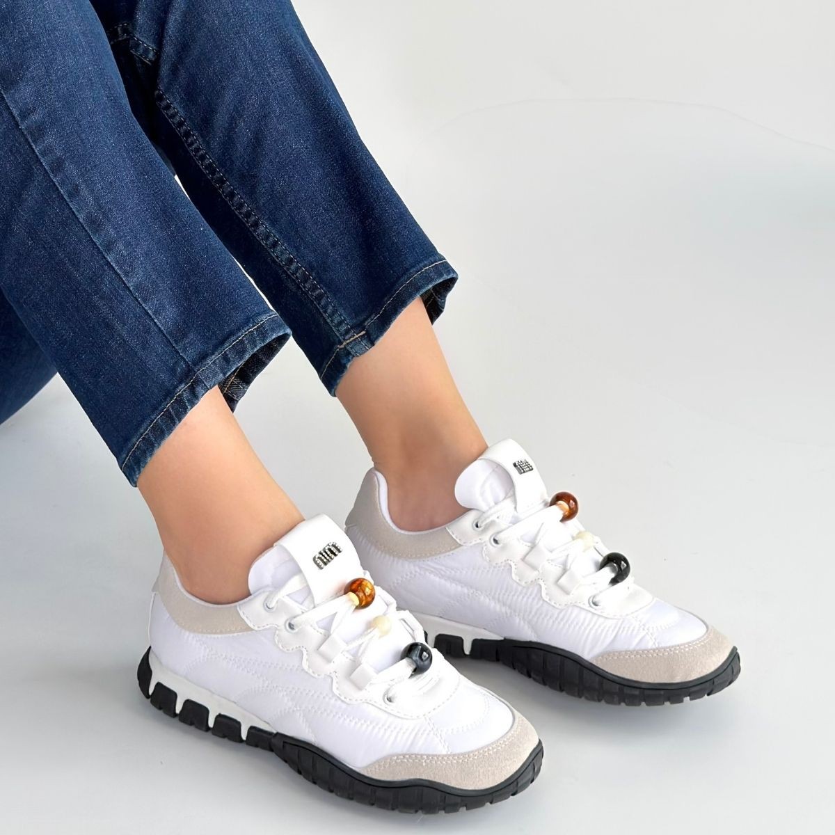 Tues Beyaz Nubuk Bağcıklı Spor Ayakkabı - Lisinya