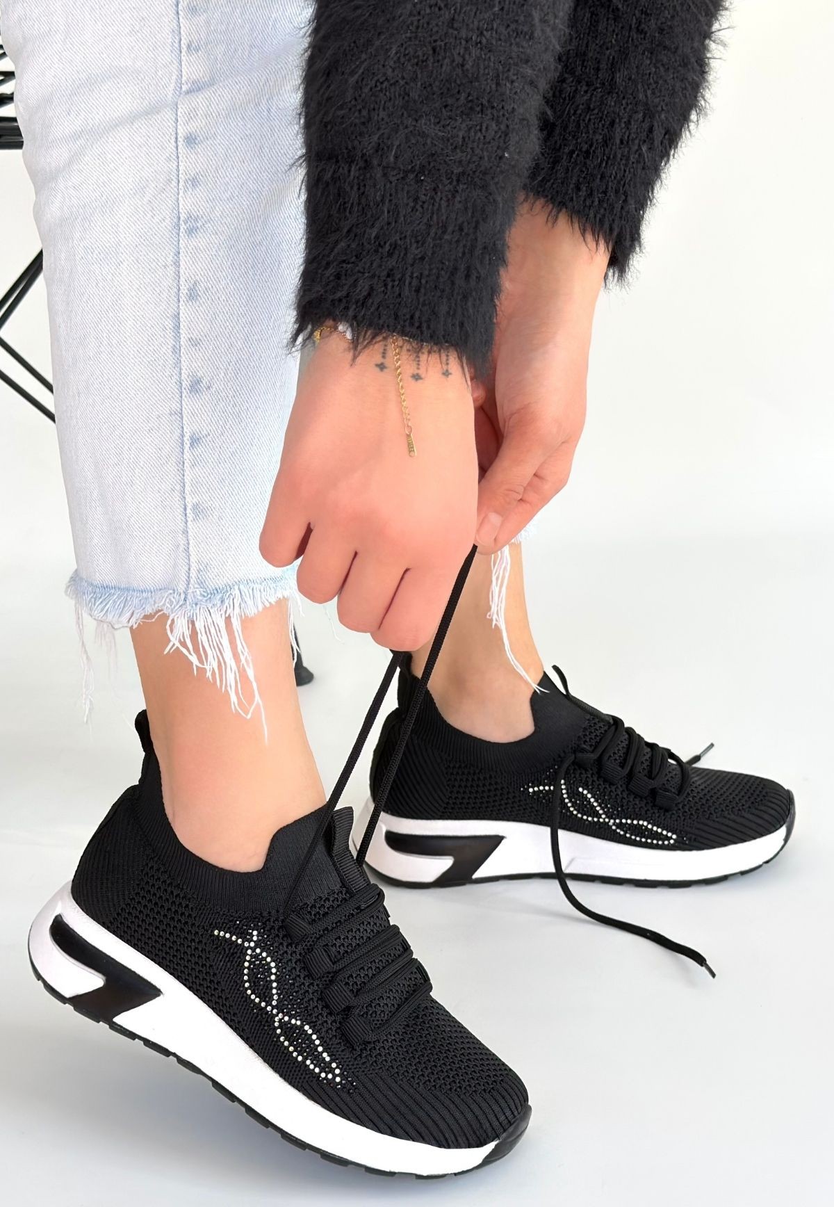 Belan Siyah Triko Bağcıklı Spor Ayakkabı - Lisinya