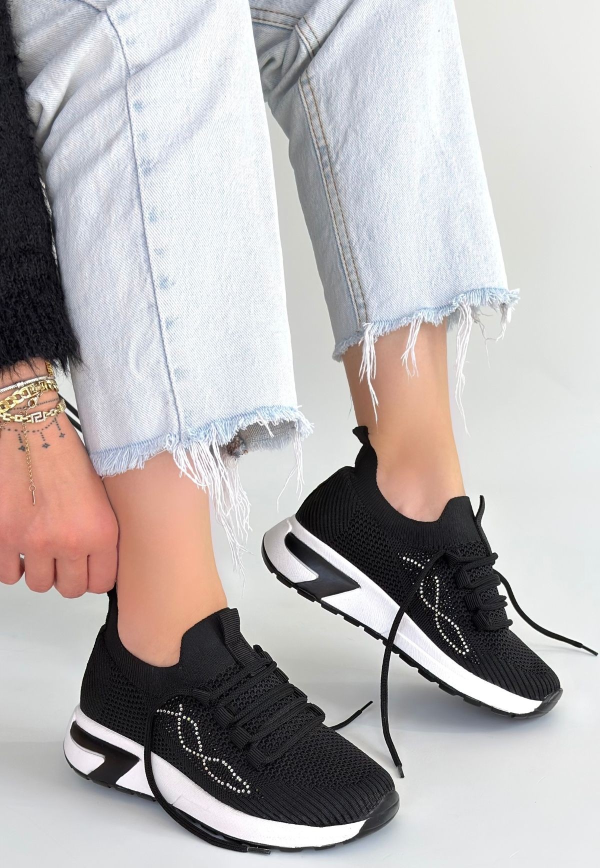 Belan Siyah Triko Bağcıklı Spor Ayakkabı - Lisinya