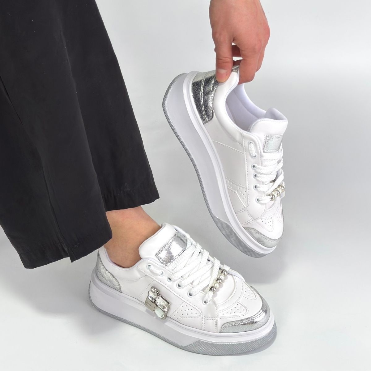 Ceans Beyaz Cilt Bağcıklı Spor Ayakkabı - Lisinya