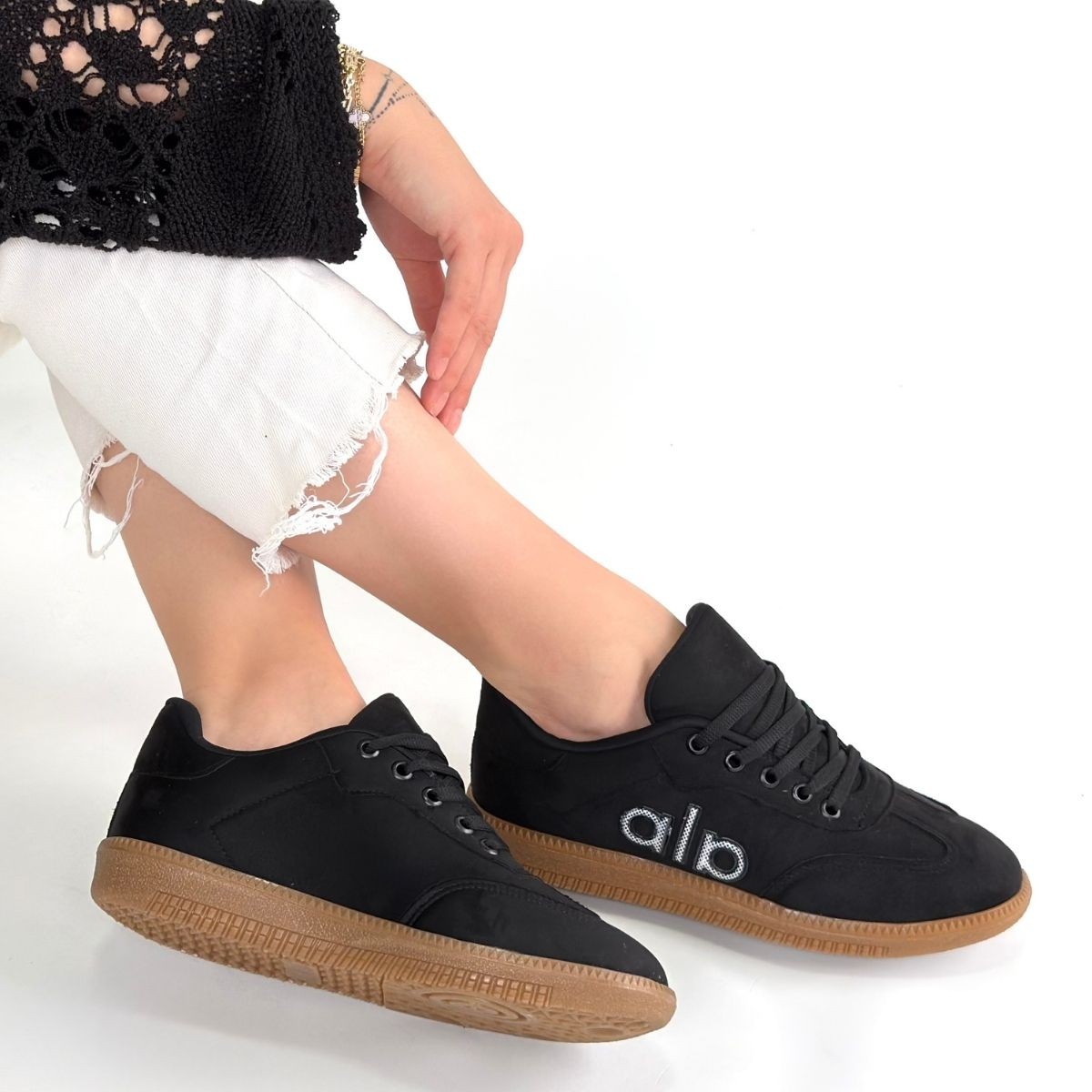 Lendo Siyah Süet Bağcıklı Spor Ayakkabı - Lisinya Lendo Siyah Süet Bağcıklı Spor Ayakkabı - Lisinya