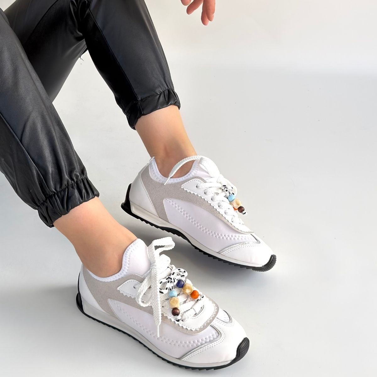 Riaf Beyaz Cilt Bağcıklı Spor Ayakkabı - Lisinya