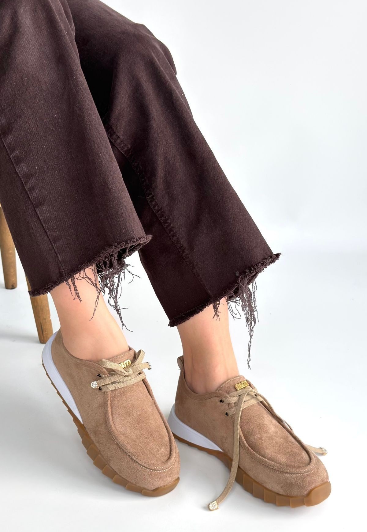 Sier Bej Süet Bağcıklı Spor Ayakkabı - Lisinya