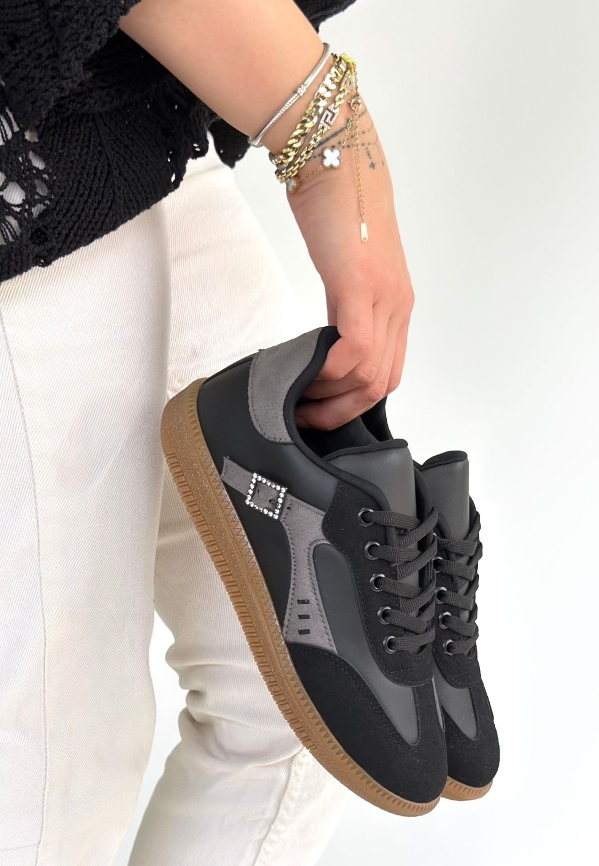 Mier Siyah Cilt Bağcıklı Spor Ayakkabı - Lisinya