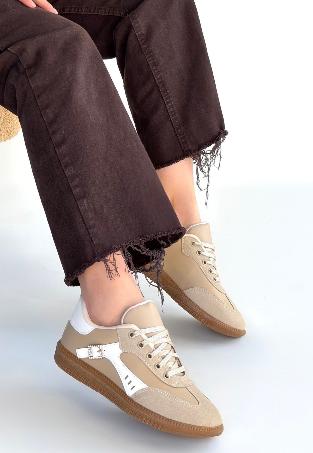 Mier Bej Cilt Bağcıklı Spor Ayakkabı - Lisinya