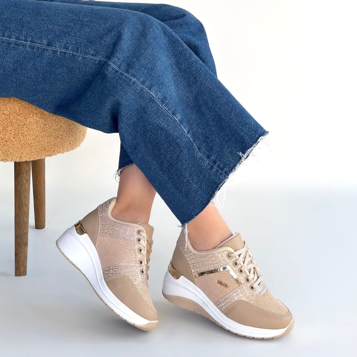 Geja Bej Cilt Bağcıklı Spor Ayakkabı - Lisinya Geja Bej Cilt Bağcıklı Spor Ayakkabı - Lisinya