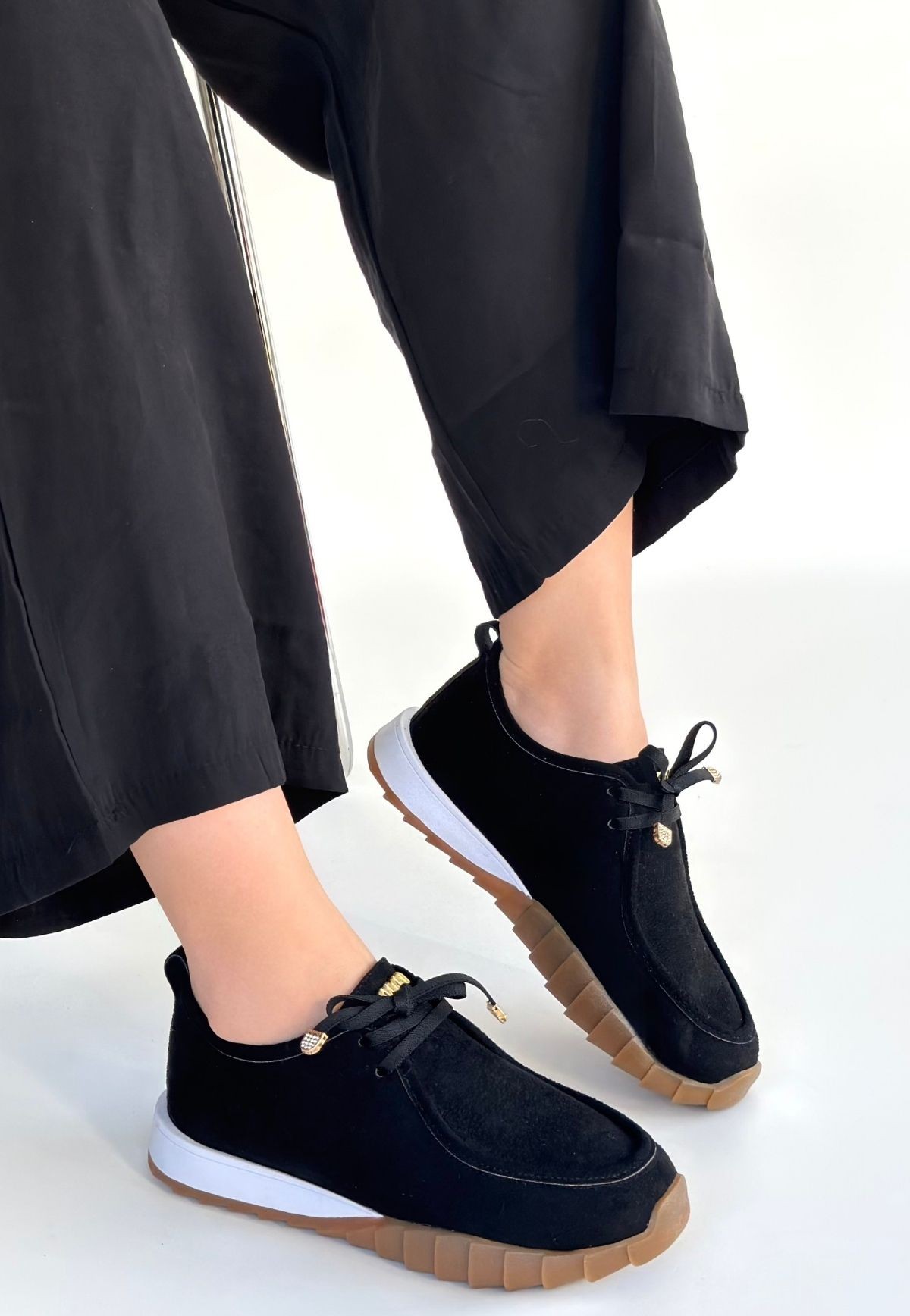 Sier Siyah Süet Bağcıklı Spor Ayakkabı - Lisinya Sier Siyah Süet Bağcıklı Spor Ayakkabı - Lisinya