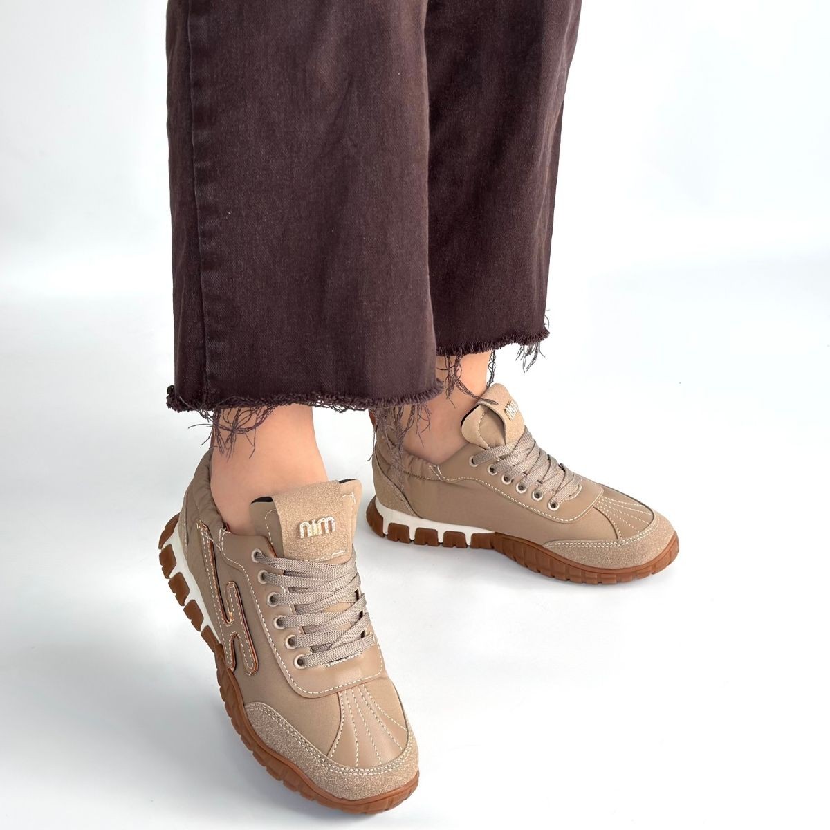 Huer Vizon Nubuk Bağcıklı Spor Ayakkabı - Lisinya Huer Vizon Nubuk Bağcıklı Spor Ayakkabı - Lisinya