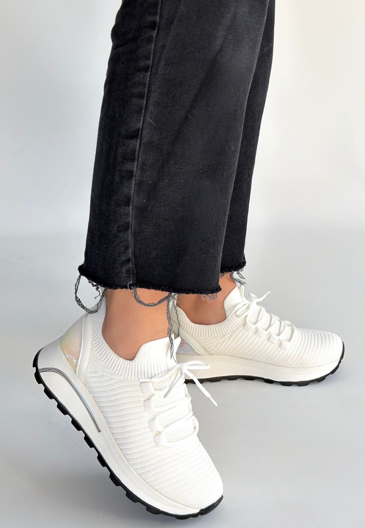 Feort Beyaz Triko Bağcıklı Spor Ayakkabı - Lisinya