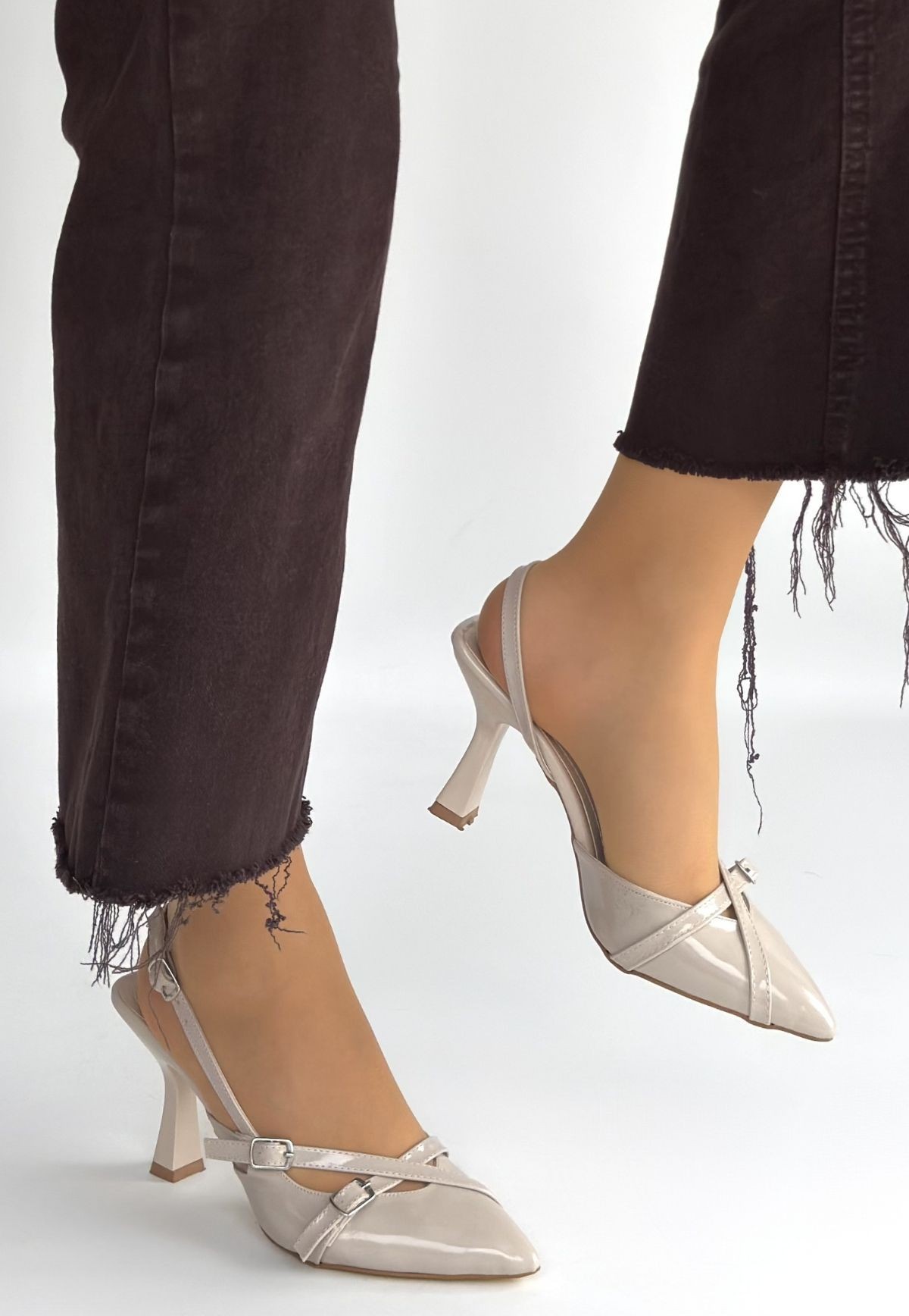 Tetti Bej Rugan Topuklu Ayakkabı - Lisinya