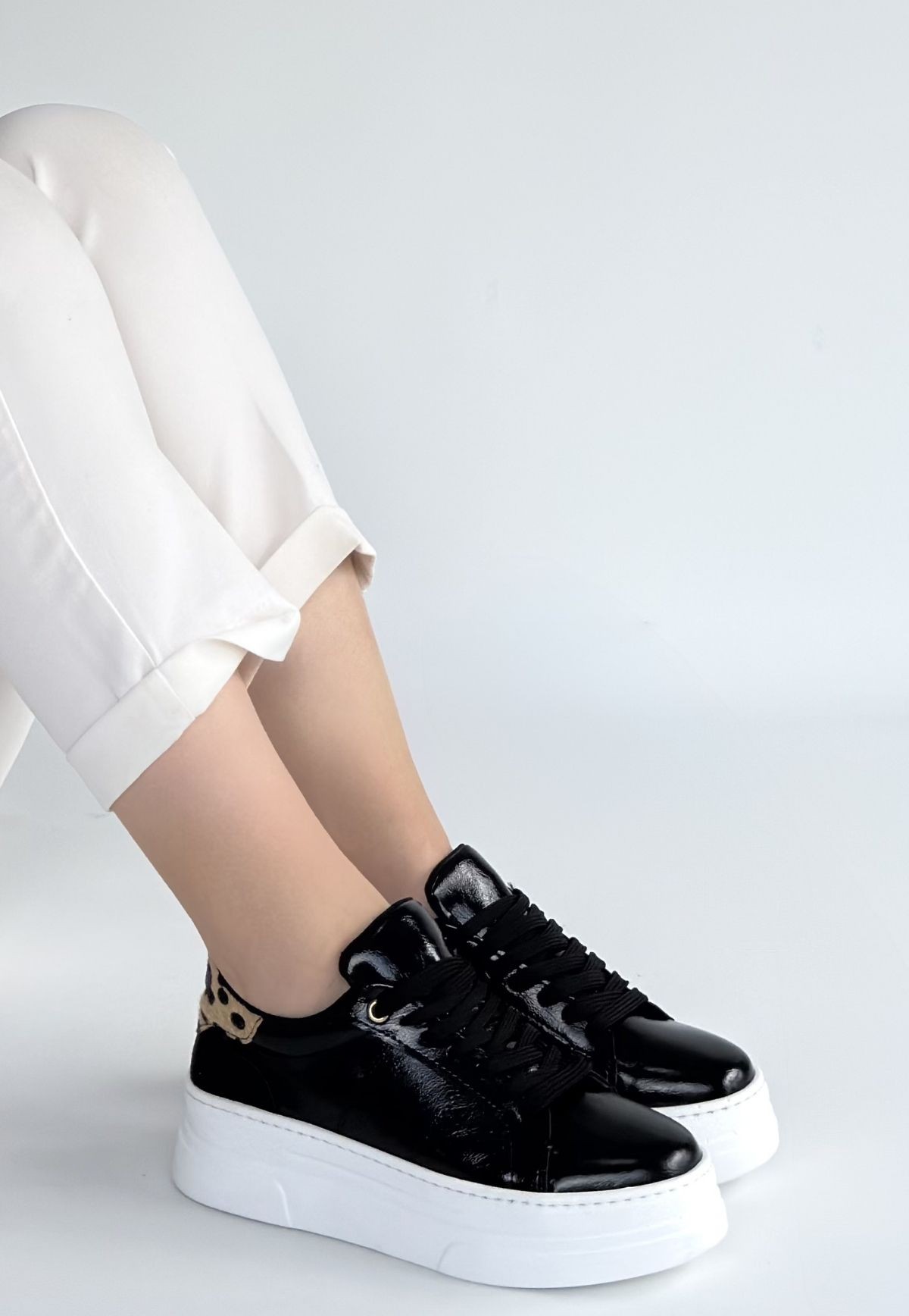 Jetan Siyah Rugan Bağcıklı Spor Ayakkabı - Lisinya