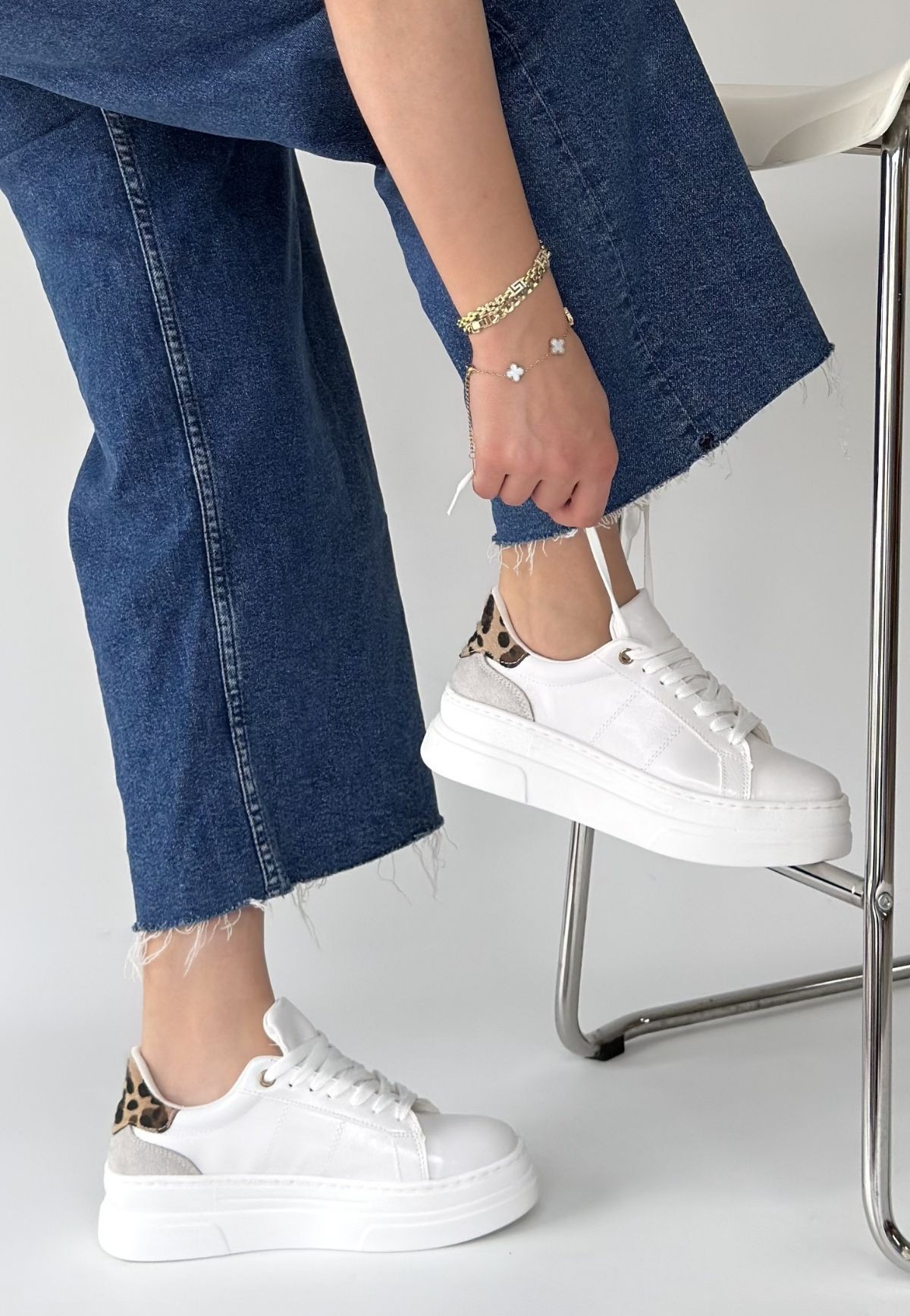 Jetan Beyaz Rugan Bağcıklı Spor Ayakkabı - Lisinya