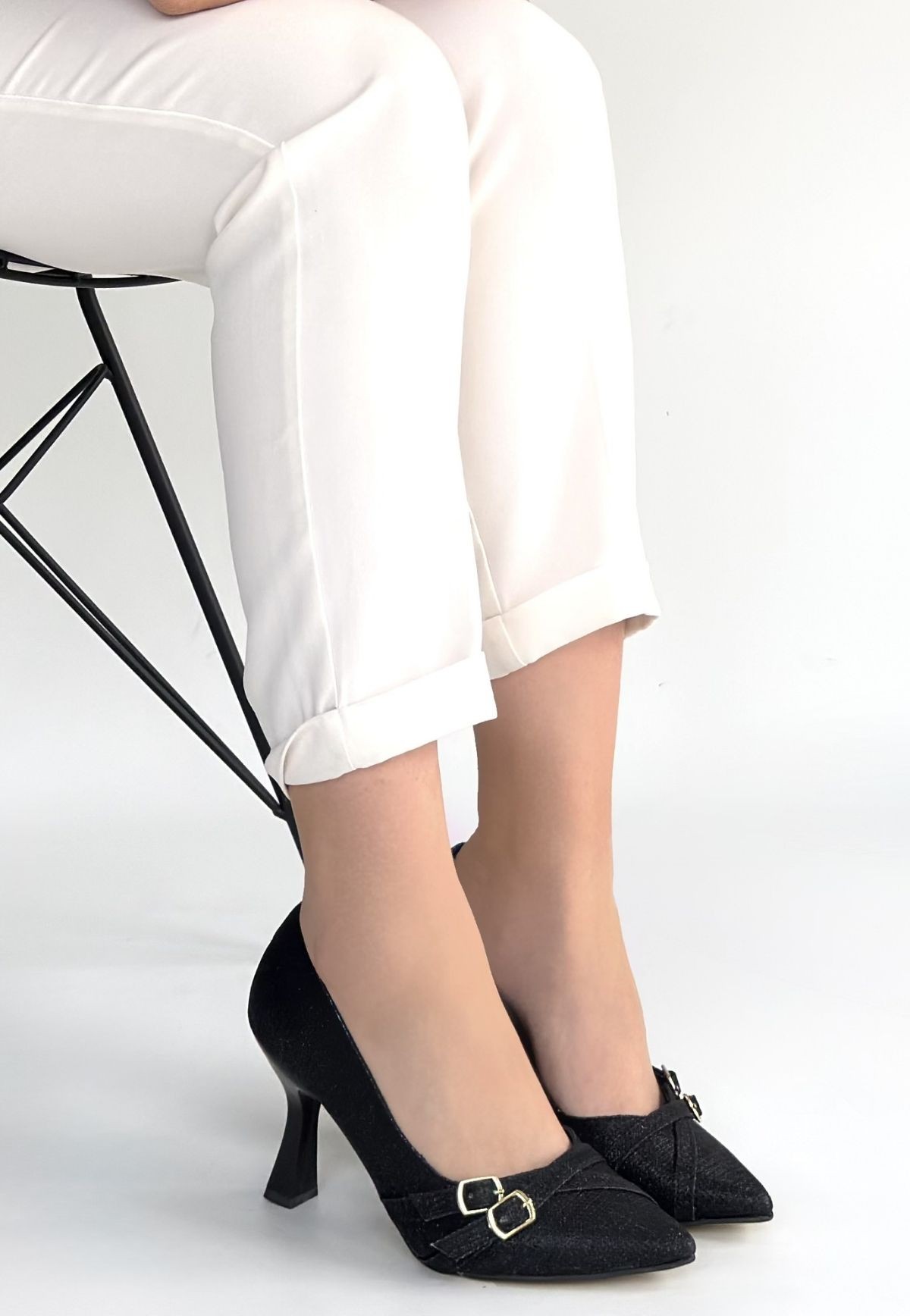 Wenda Siyah Simli Cilt Topuklu Ayakkabı - Lisinya Wenda Siyah Simli Cilt Topuklu Ayakkabı - Lisinya