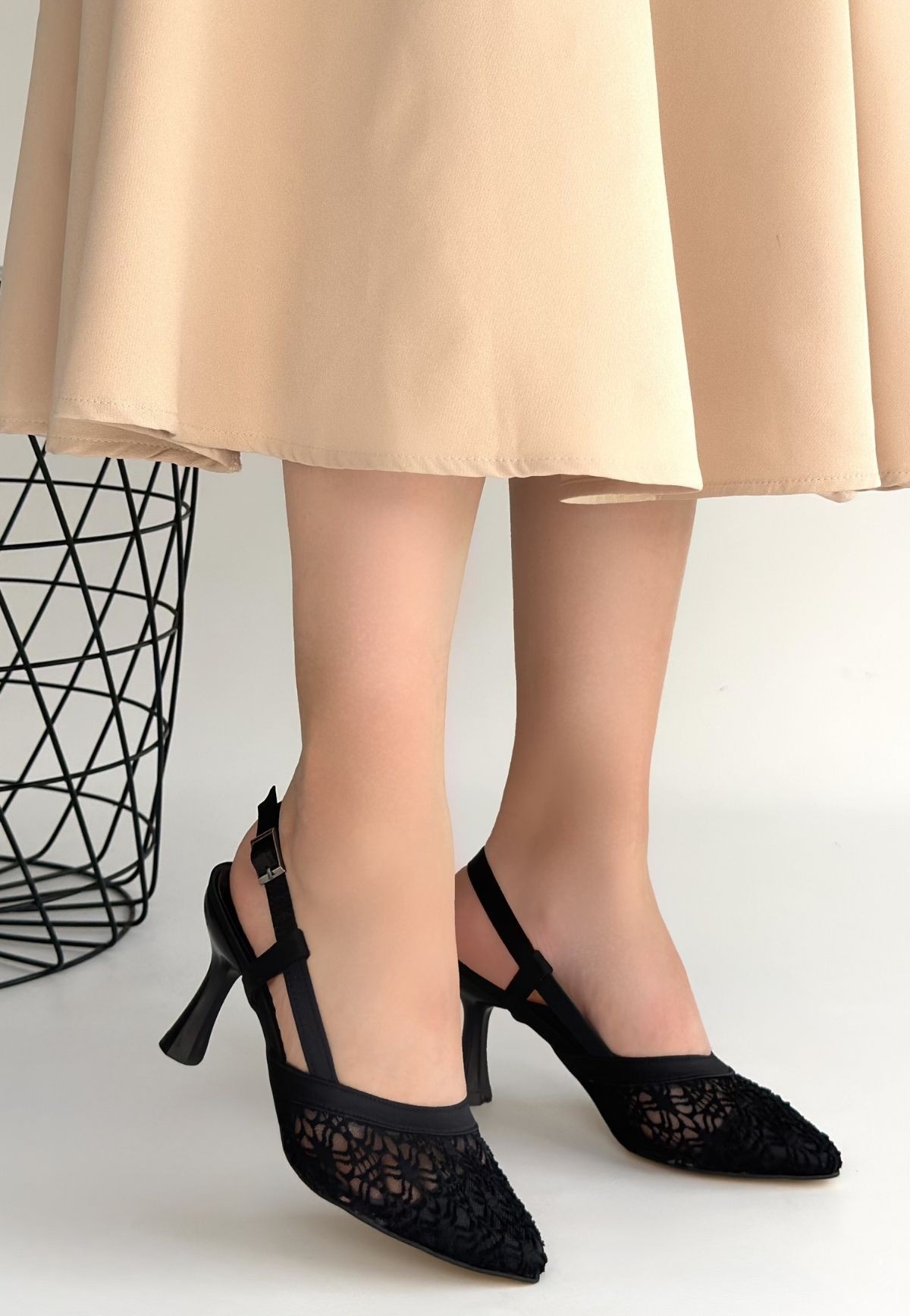 Ceta Siyah Cilt Tül Detaylı Topuklu Ayakkabı - Lisinya