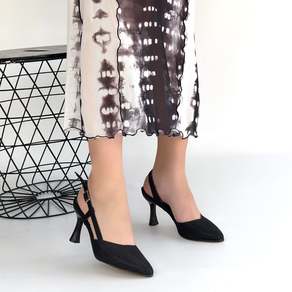 Minde Siyah Cilt Simli Topuklu Ayakkabı - Lisinya