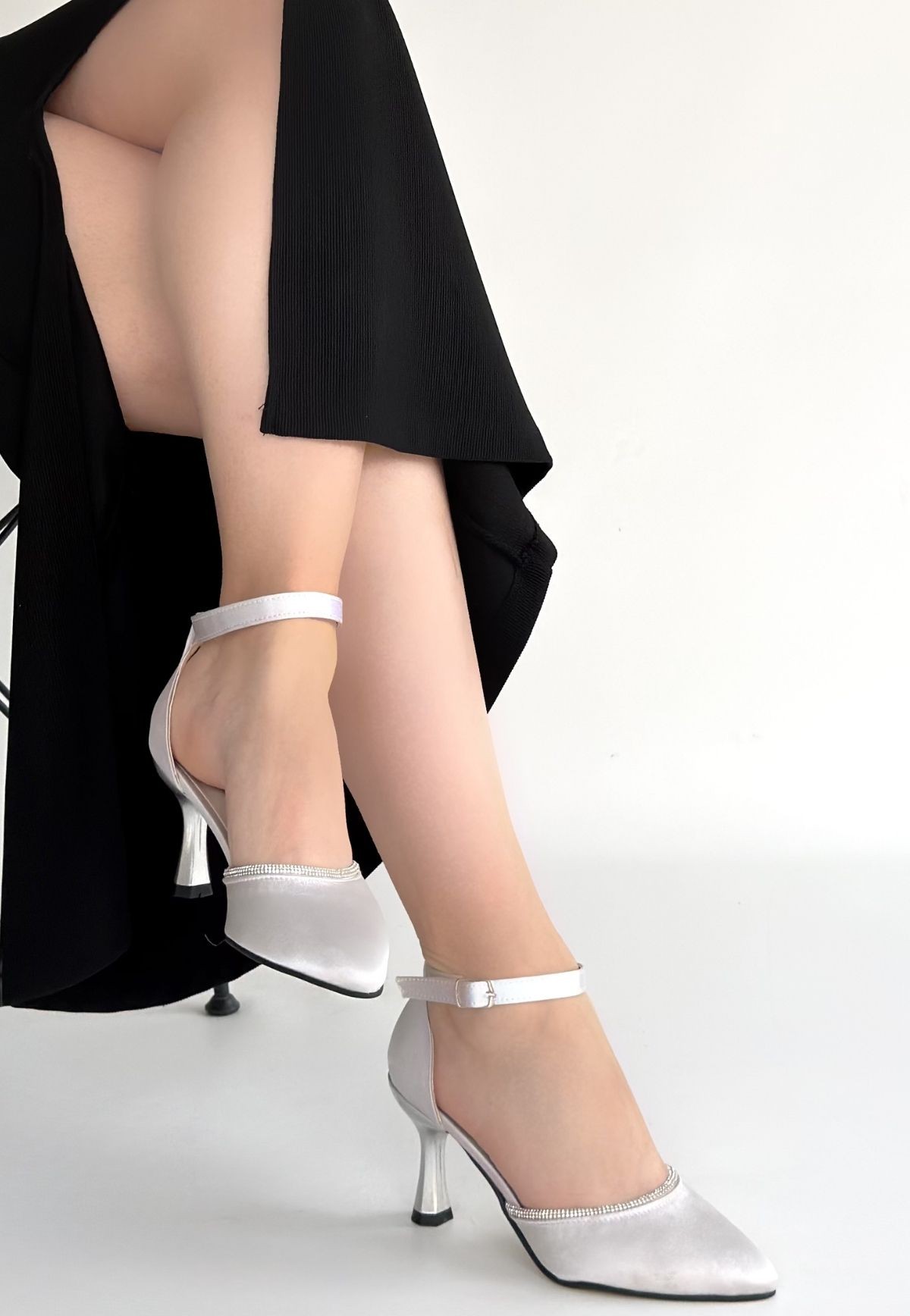 Mejja Gri Saten Topuklu Ayakkabı - Lisinya