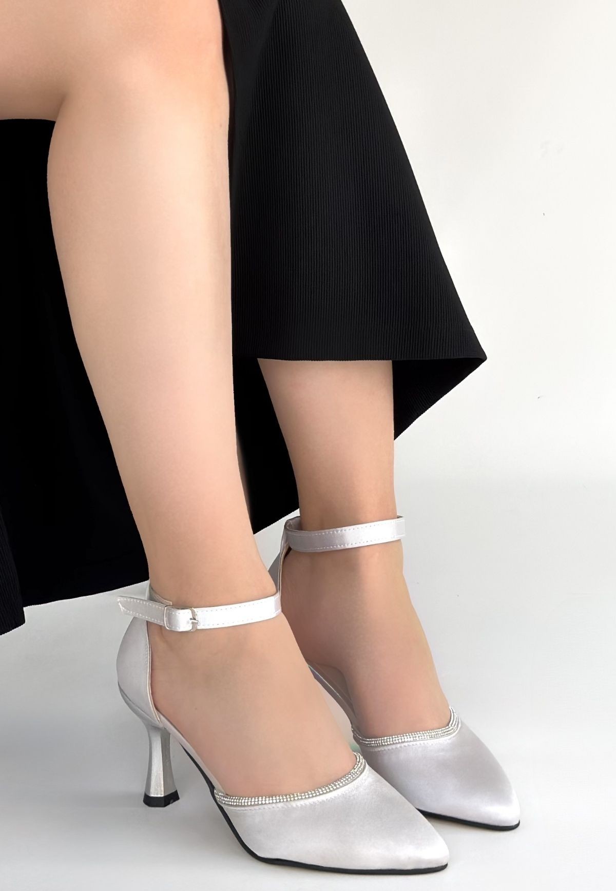 Mejja Gri Saten Topuklu Ayakkabı - Lisinya