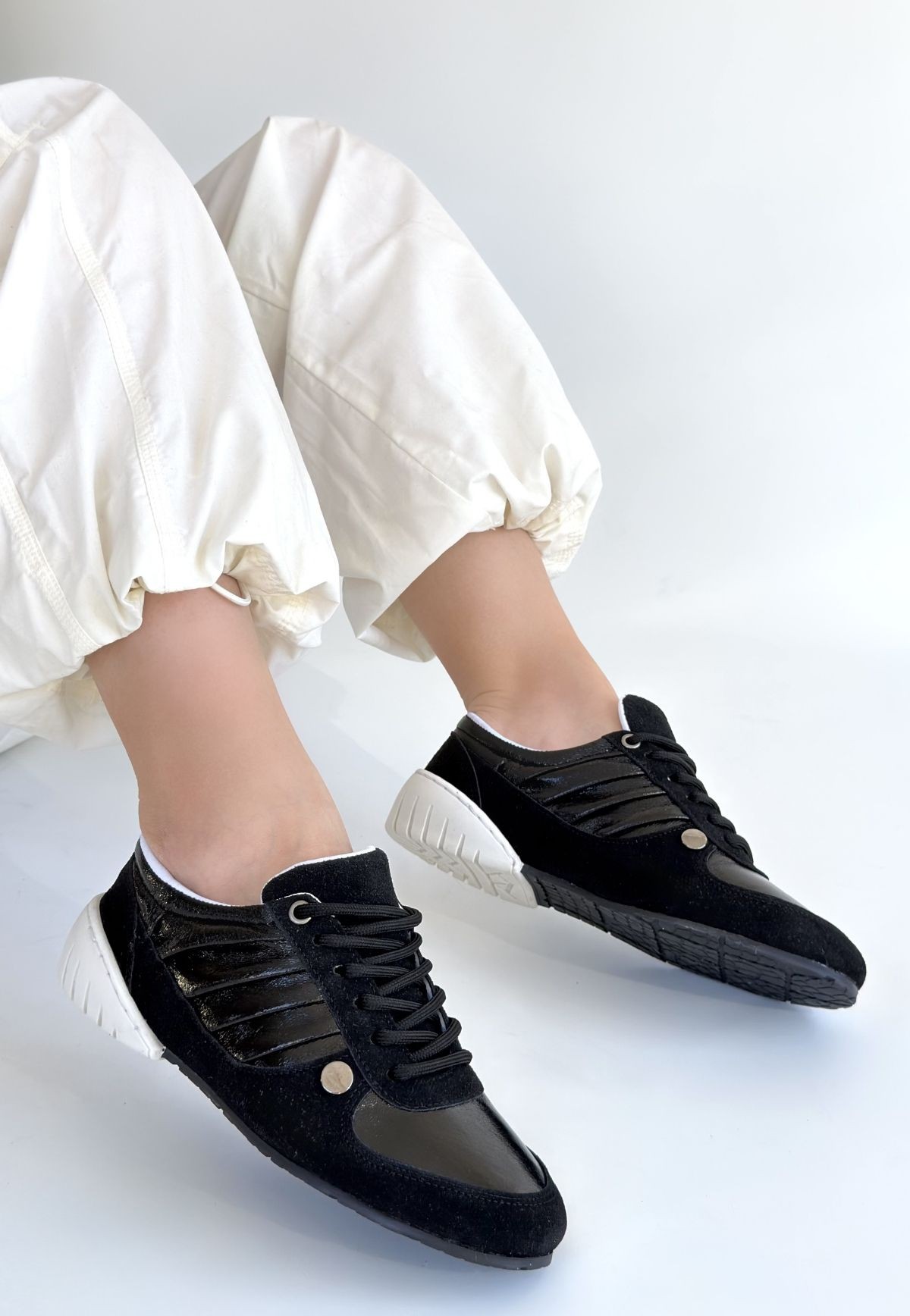 Jawen Siyah Nubuk Spor Ayakkabı - Lisinya Jawen Siyah Nubuk Spor Ayakkabı - Lisinya