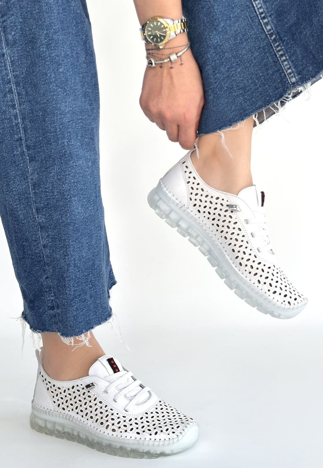 Otja Beyaz Deri Lazerli Bağcıklı Spor Ayakkabı - Lisinya