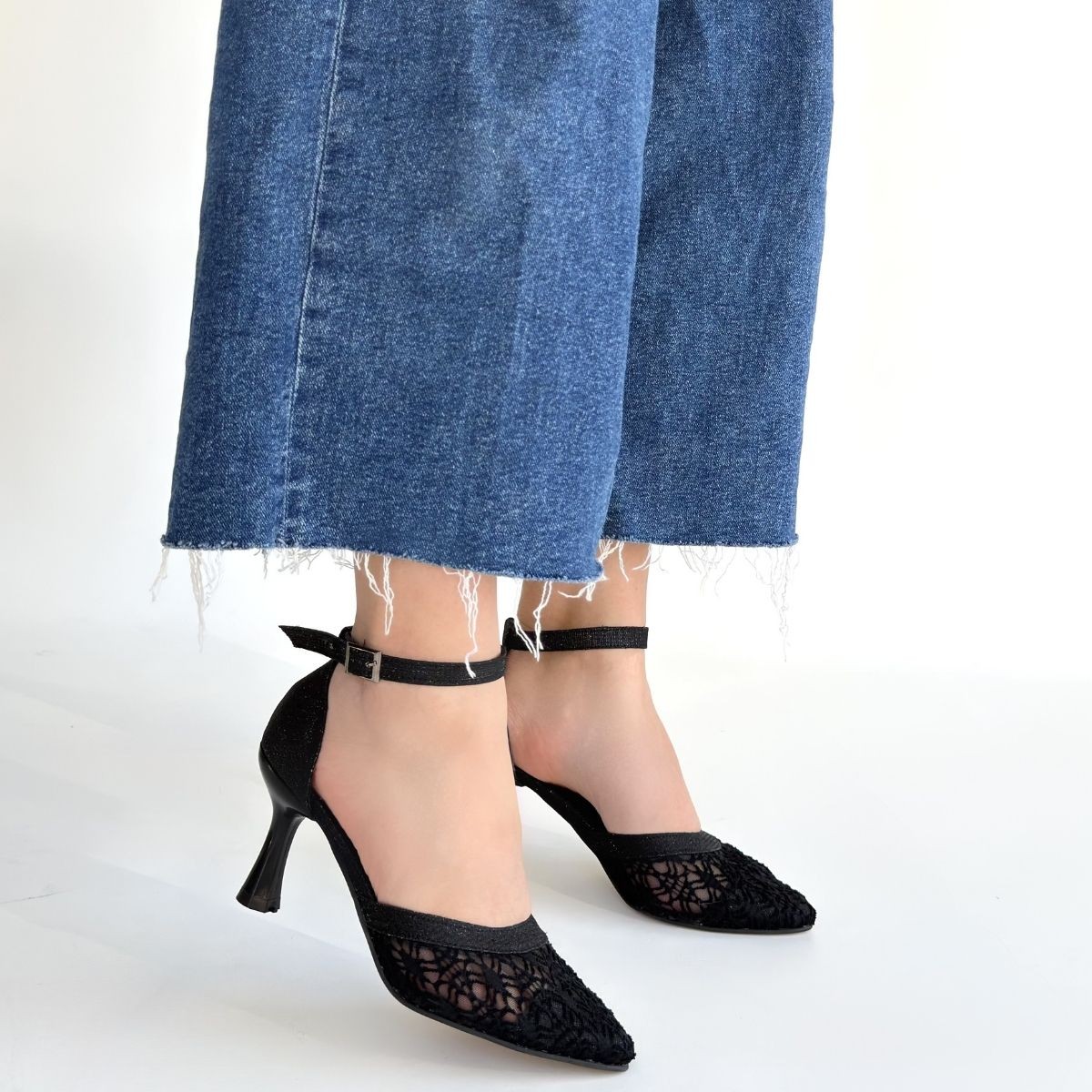 Weja Siyah Cilt Tül Detaylı Simli Topuklu Ayakkabı - Lisinya