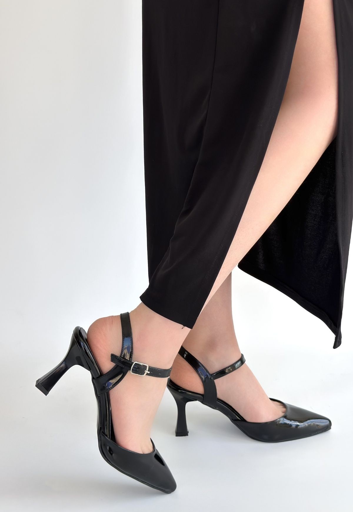 Suden Siyah Rugan Topuklu Ayakkabı - Lisinya